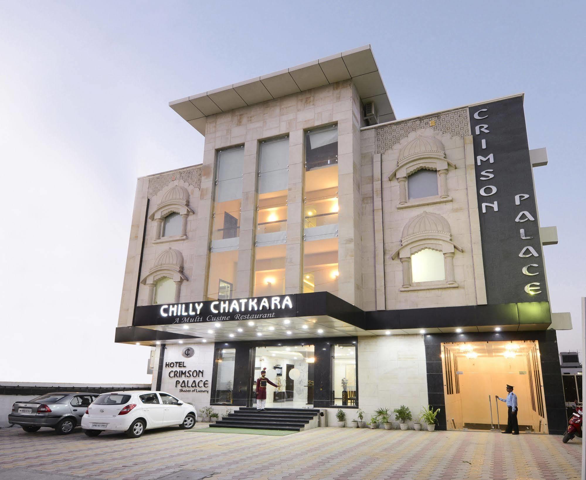Hotel Crimson Palace Agra  Kültér fotó